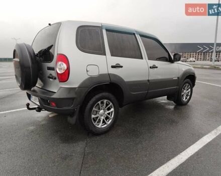 Шевроле Нива, об'ємом двигуна 1.7 л та пробігом 61 тис. км за 7200 $, фото 3 на Automoto.ua