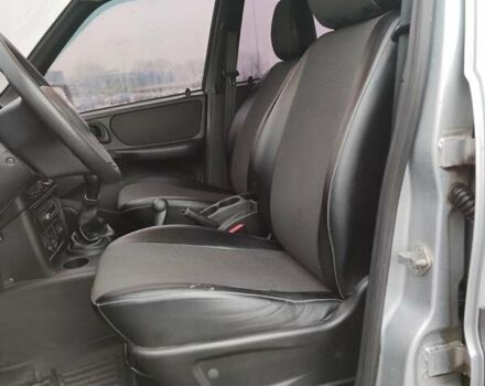 Шевроле Нива, об'ємом двигуна 1.7 л та пробігом 61 тис. км за 7200 $, фото 14 на Automoto.ua