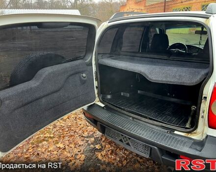 Шевроле Нива, объемом двигателя 1.7 л и пробегом 157 тыс. км за 6100 $, фото 8 на Automoto.ua