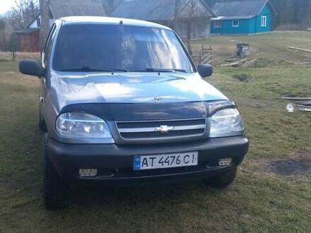 Шевроле Нива 2004 в Коломые на Automoto.ua Шевроле Нива, объемом двигателя 1.7 л и пробегом 185 тыс. км за 3500 $, фото 1 на Automoto.ua