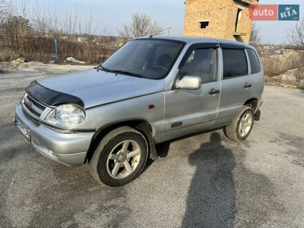 Шевроле Нива 2005 в Компанеевке на Automoto.ua Шевроле Нива, объемом двигателя 0 л и пробегом 250 тыс. км за 2000 $, фото 1 на Automoto.ua