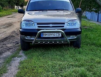 Шевроле Нива, об'ємом двигуна 1.7 л та пробігом 167 тис. км за 4700 $, фото 1 на Automoto.ua