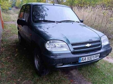 Шевроле Нива 2008 у Києві на Automoto.ua Шевроле Нива, об'ємом двигуна 1.7 л та пробігом 164 тис. км за 3800 $, фото 1 на Automoto.ua