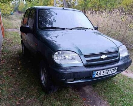 Шевроле Нива, объемом двигателя 1.7 л и пробегом 164 тыс. км за 3800 $, фото 1 на Automoto.ua