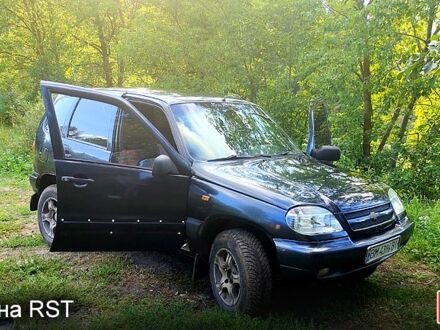 Шевроле Нива 2008 в Сумах на Automoto.ua Шевроле Нива, объемом двигателя 17 л и пробегом 190 тыс. км за 3000 $, фото 1 на Automoto.ua