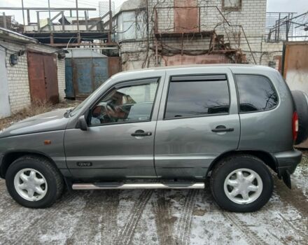 Сірий Шевроле Нива, об'ємом двигуна 1.7 л та пробігом 119 тис. км за 4100 $, фото 1 на Automoto.ua