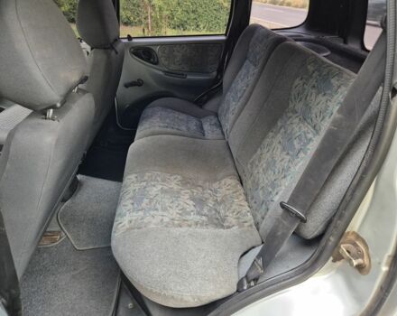 Сірий Шевроле Нива, об'ємом двигуна 1.7 л та пробігом 221 тис. км за 3500 $, фото 7 на Automoto.ua