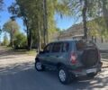 Сірий Шевроле Нива, об'ємом двигуна 1.7 л та пробігом 222 тис. км за 3250 $, фото 1 на Automoto.ua
