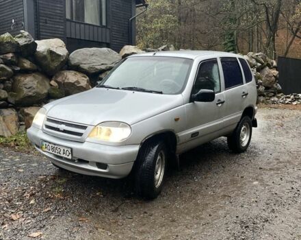 Сірий Шевроле Нива, об'ємом двигуна 1.6 л та пробігом 465 тис. км за 2850 $, фото 4 на Automoto.ua