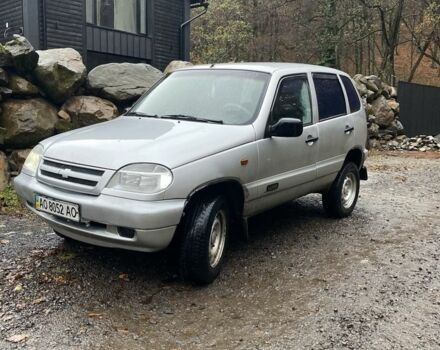 Сірий Шевроле Нива, об'ємом двигуна 1.6 л та пробігом 465 тис. км за 2850 $, фото 1 на Automoto.ua
