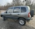 Серый Шевроле Нива, объемом двигателя 1.7 л и пробегом 263 тыс. км за 4100 $, фото 4 на Automoto.ua