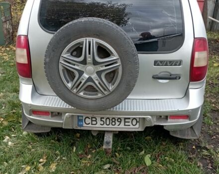 Серый Шевроле Нива, объемом двигателя 1.9 л и пробегом 568 тыс. км за 4534 $, фото 3 на Automoto.ua