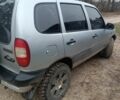 Серый Шевроле Нива, объемом двигателя 1.7 л и пробегом 193 тыс. км за 3200 $, фото 10 на Automoto.ua