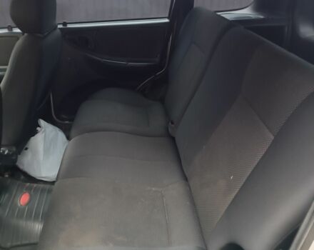 Серый Шевроле Нива, объемом двигателя 1.7 л и пробегом 193 тыс. км за 3200 $, фото 6 на Automoto.ua