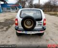 Серый Шевроле Нива, объемом двигателя 1.7 л и пробегом 167 тыс. км за 3200 $, фото 11 на Automoto.ua