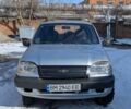 Серый Шевроле Нива, объемом двигателя 1.7 л и пробегом 125 тыс. км за 3153 $, фото 1 на Automoto.ua