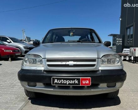 Серый Шевроле Нива, объемом двигателя 1.7 л и пробегом 365 тыс. км за 3490 $, фото 1 на Automoto.ua