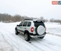 Серый Шевроле Нива, объемом двигателя 1.69 л и пробегом 239 тыс. км за 3650 $, фото 6 на Automoto.ua