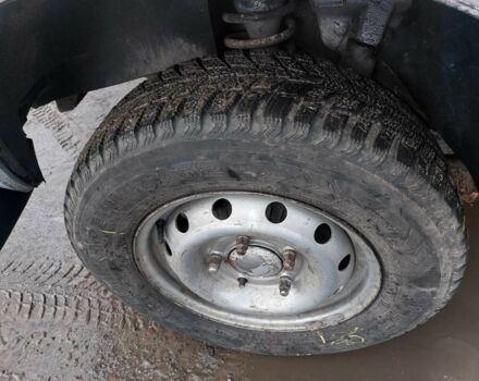 Серый Шевроле Нива, объемом двигателя 1.9 л и пробегом 205 тыс. км за 3000 $, фото 14 на Automoto.ua