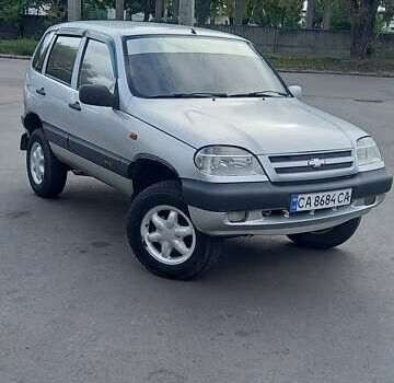 Сірий Шевроле Нива, об'ємом двигуна 1.69 л та пробігом 257 тис. км за 4300 $, фото 11 на Automoto.ua