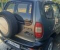 Серый Шевроле Нива, объемом двигателя 1.69 л и пробегом 170 тыс. км за 3200 $, фото 6 на Automoto.ua