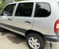Сірий Шевроле Нива, об'ємом двигуна 1.7 л та пробігом 83 тис. км за 5500 $, фото 12 на Automoto.ua