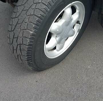 Сірий Шевроле Нива, об'ємом двигуна 1.69 л та пробігом 257 тис. км за 4300 $, фото 13 на Automoto.ua