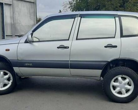 Сірий Шевроле Нива, об'ємом двигуна 1.69 л та пробігом 257 тис. км за 4300 $, фото 7 на Automoto.ua