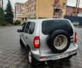 Серый Шевроле Нива, объемом двигателя 1.7 л и пробегом 250 тыс. км за 3300 $, фото 7 на Automoto.ua