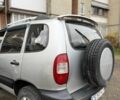 Серый Шевроле Нива, объемом двигателя 0 л и пробегом 223 тыс. км за 3900 $, фото 2 на Automoto.ua