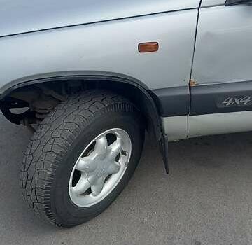 Сірий Шевроле Нива, об'ємом двигуна 1.69 л та пробігом 257 тис. км за 4300 $, фото 12 на Automoto.ua