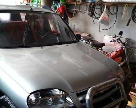 Сірий Шевроле Нива, об'ємом двигуна 1.7 л та пробігом 250 тис. км за 5000 $, фото 2 на Automoto.ua
