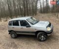 Серый Шевроле Нива, объемом двигателя 1.7 л и пробегом 215 тыс. км за 4100 $, фото 2 на Automoto.ua