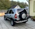 Серый Шевроле Нива, объемом двигателя 1.7 л и пробегом 107 тыс. км за 3850 $, фото 1 на Automoto.ua