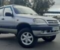 Сірий Шевроле Нива, об'ємом двигуна 1.69 л та пробігом 257 тис. км за 4300 $, фото 1 на Automoto.ua