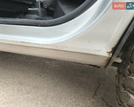 Серый Шевроле Нива, объемом двигателя 1.69 л и пробегом 140 тыс. км за 4000 $, фото 4 на Automoto.ua