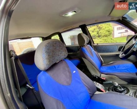 Сірий Шевроле Нива, об'ємом двигуна 1.7 л та пробігом 190 тис. км за 2700 $, фото 3 на Automoto.ua