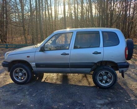 Сірий Шевроле Нива, об'ємом двигуна 1.7 л та пробігом 94 тис. км за 3400 $, фото 3 на Automoto.ua