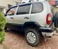 Сірий Шевроле Нива, об'ємом двигуна 1.7 л та пробігом 190 тис. км за 2700 $, фото 9 на Automoto.ua