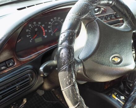 Сірий Шевроле Нива, об'ємом двигуна 1.7 л та пробігом 200 тис. км за 4600 $, фото 8 на Automoto.ua