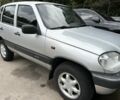 Сірий Шевроле Нива, об'ємом двигуна 1.7 л та пробігом 83 тис. км за 5500 $, фото 15 на Automoto.ua