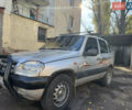 Серый Шевроле Нива, объемом двигателя 1.7 л и пробегом 340 тыс. км за 2700 $, фото 1 на Automoto.ua
