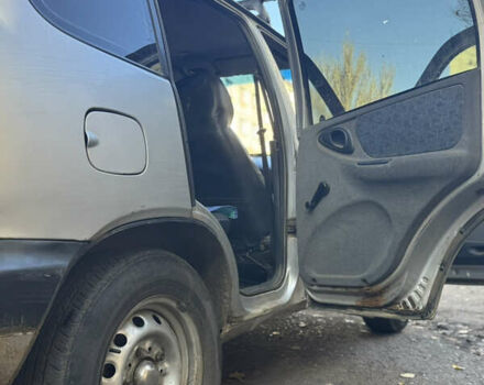 Серый Шевроле Нива, объемом двигателя 1.7 л и пробегом 340 тыс. км за 2700 $, фото 3 на Automoto.ua