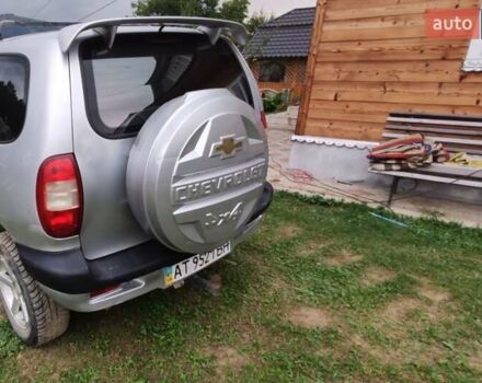 Сірий Шевроле Нива, об'ємом двигуна 1.69 л та пробігом 135 тис. км за 3700 $, фото 1 на Automoto.ua