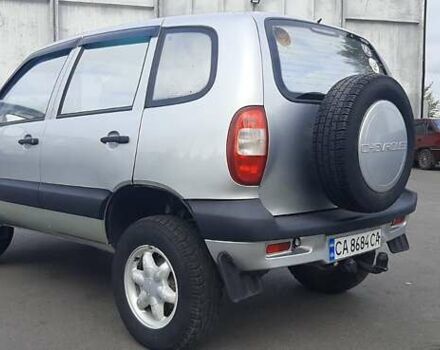 Сірий Шевроле Нива, об'ємом двигуна 1.69 л та пробігом 257 тис. км за 4300 $, фото 4 на Automoto.ua