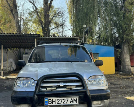 Серый Шевроле Нива, объемом двигателя 1.7 л и пробегом 340 тыс. км за 2700 $, фото 1 на Automoto.ua
