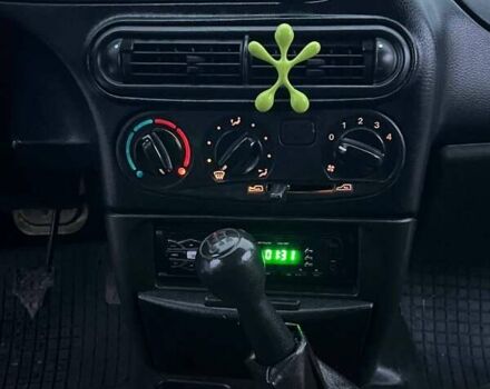 Сірий Шевроле Нива, об'ємом двигуна 1.7 л та пробігом 201 тис. км за 3999 $, фото 50 на Automoto.ua