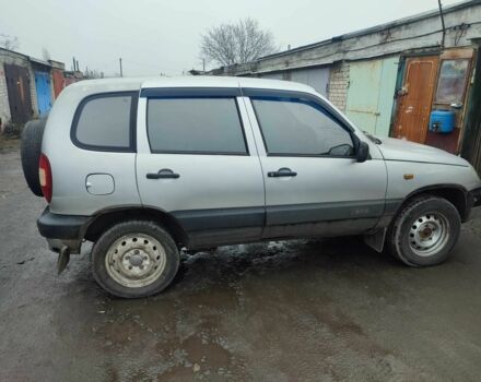 Серый Шевроле Нива, объемом двигателя 1.7 л и пробегом 1 тыс. км за 2000 $, фото 2 на Automoto.ua