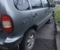 Сірий Шевроле Нива, об'ємом двигуна 1.7 л та пробігом 128 тис. км за 3800 $, фото 1 на Automoto.ua