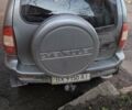 Серый Шевроле Нива, объемом двигателя 1.69 л и пробегом 128 тыс. км за 3600 $, фото 3 на Automoto.ua